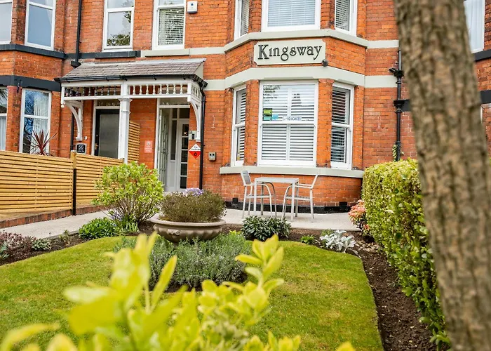 Kingsway Guesthouse - A Selection Of Single, Double And Family Rooms In A Central Location Scarborough
