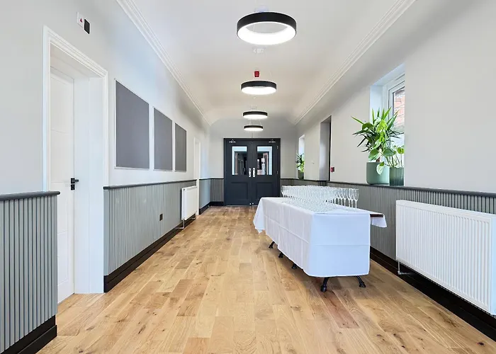 The Raven Hotel Corby