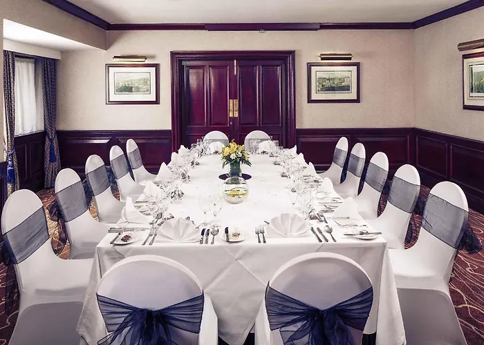 Mercure Livingston Hotel