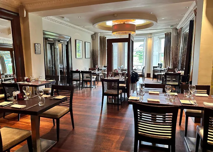 The Glenmoriston Townhouse Hotel