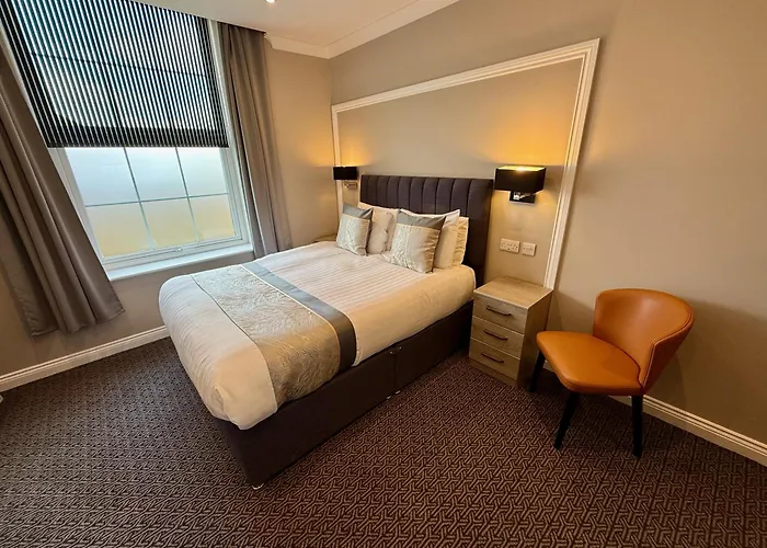 The Raven Hotel Corby