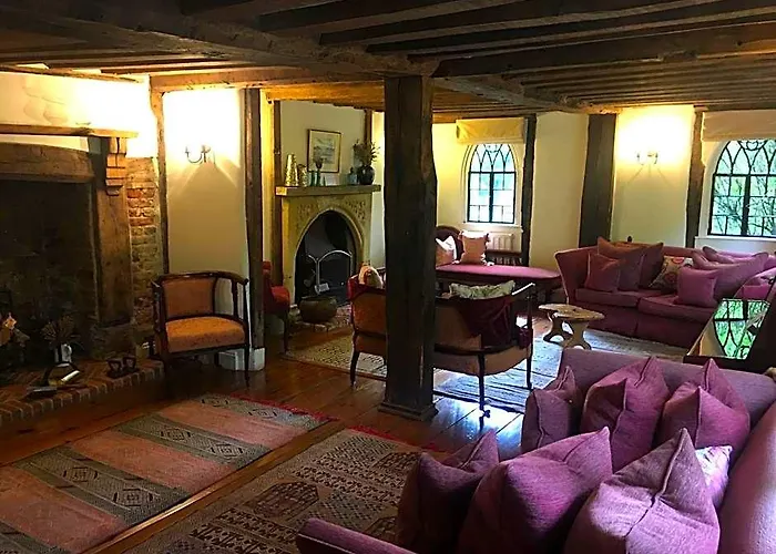 The Old Farmhouse Windsor