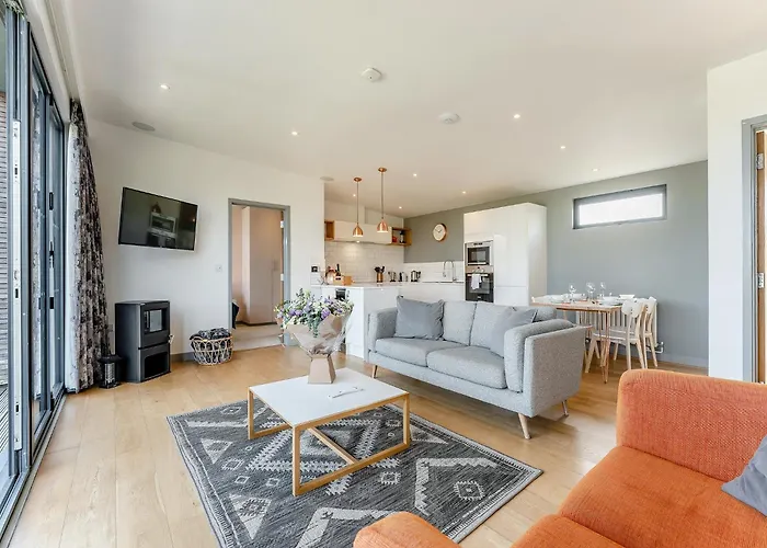 Swanborough Lakes Luxury Lodges Lewes
