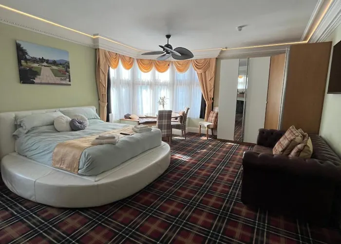 The Somerset House Hotel & Handmade Pie House Weymouth
