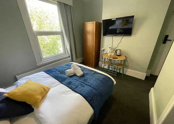 Kirkdale Hotel