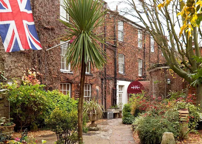 Mercure Salisbury White Hart Hotel & Apartments
