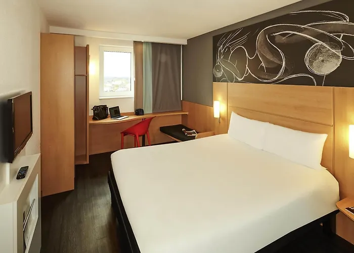 Ibis Reading Centre Hotel