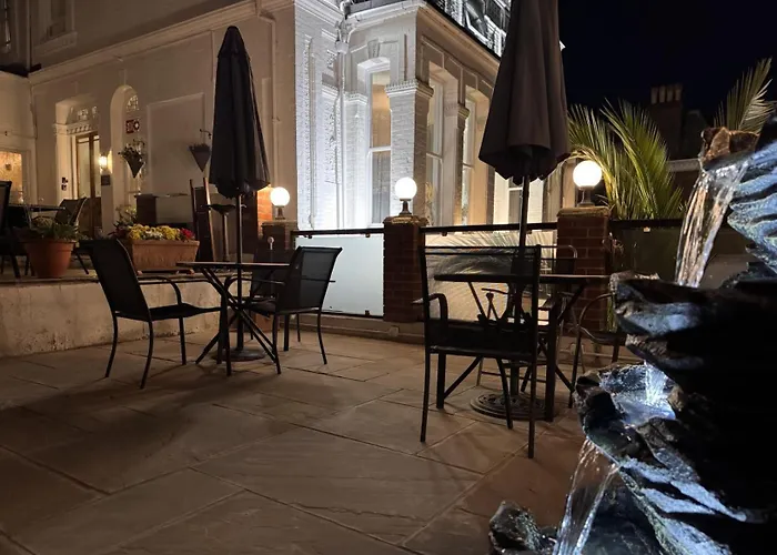 The Shirley Bed & Breakfast Torquay