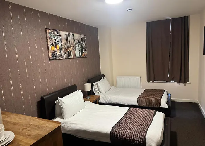 Central Hotel Gloucester By Roomsbooked