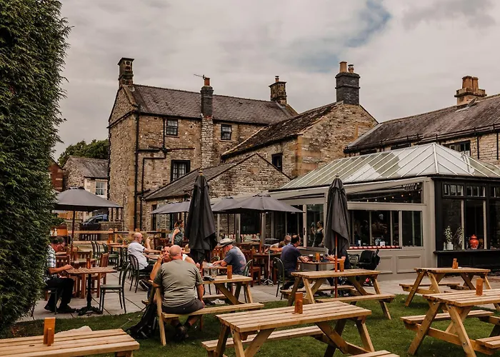 The Ashford Arms Hotel