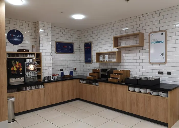 Holiday Inn Express Hull City Centre By Ihg