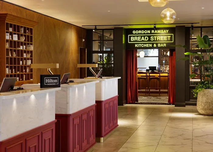 Hotel Doubletree By Hilton Bath