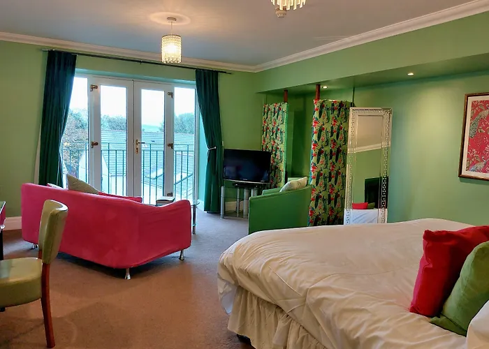 Patricks Boathouse Hotel Swansea