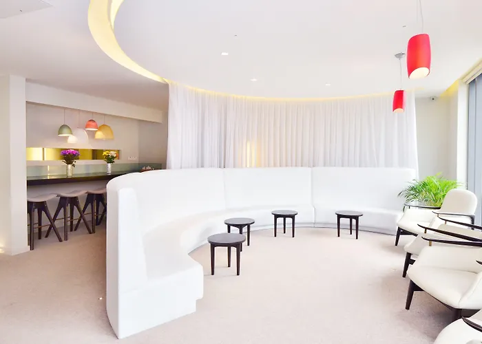 Axiom Park Hotel
