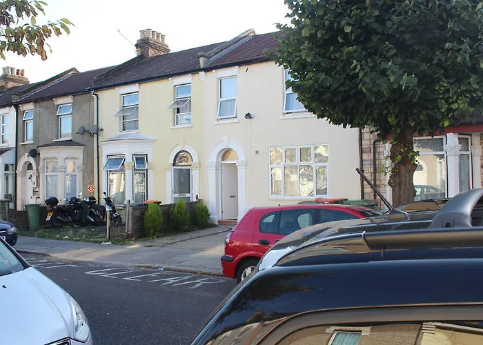 Avenue Inn