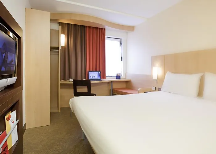 Ibis Gloucester