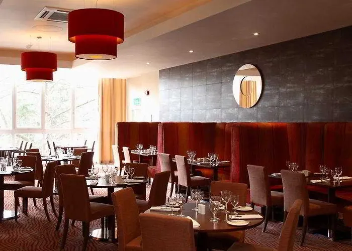 Menzies Strathmore Luton