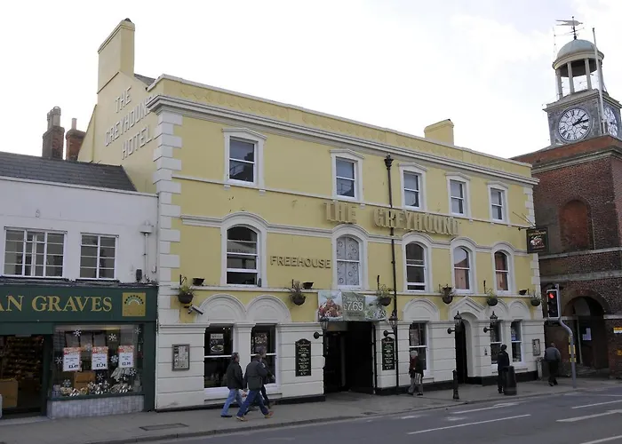 The Greyhound Wetherspoon Hotel Bridport
