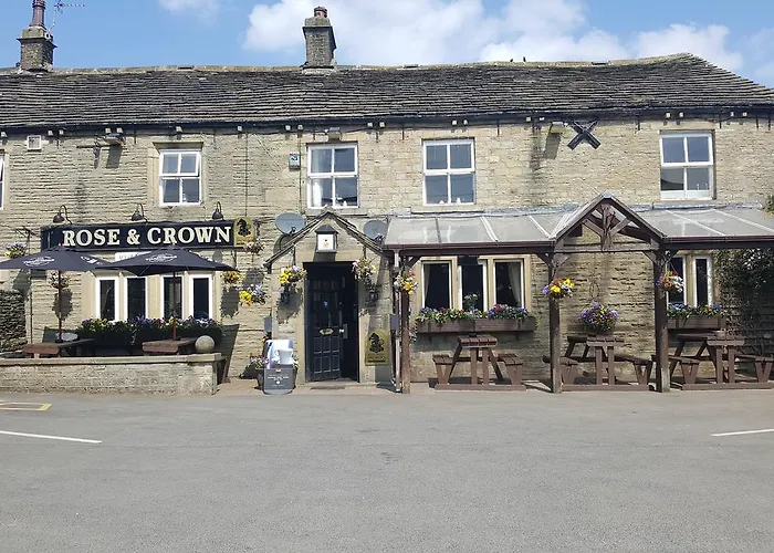 The Rose And Crown Hotel Huddersfield