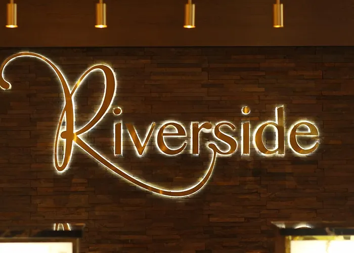 Riverside Lodge Hotel Irvine 