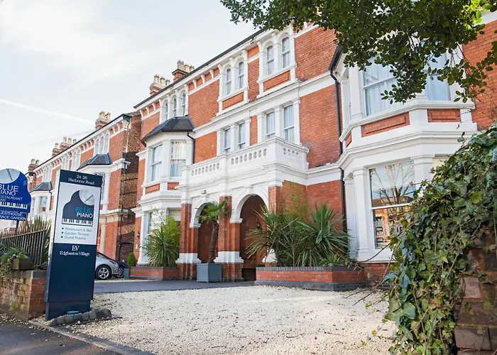 The Blue Piano Guesthouse Birmingham