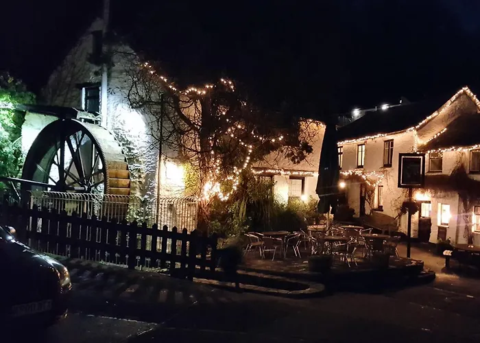 The Crumplehorn Inn & Mill
