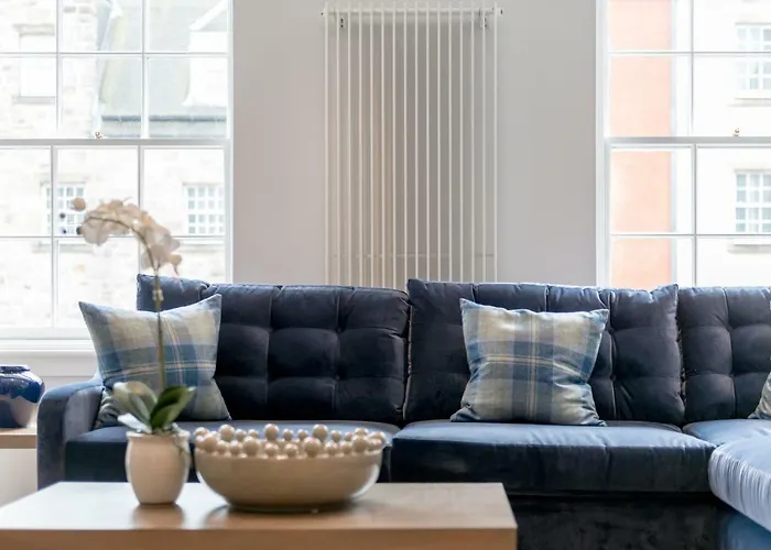 Destiny Scotland - Royal Mile Residence Edinburgh