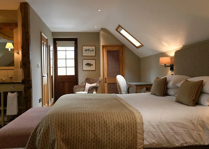 The Bell At Ramsbury Hotel Marlborough