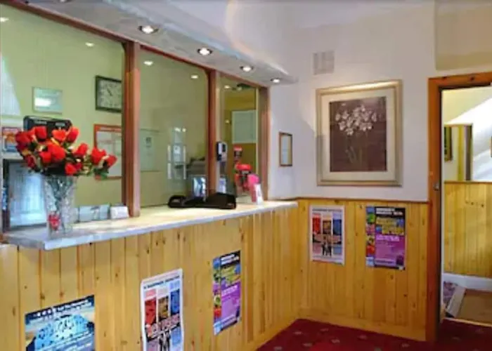 Holly House Hotel